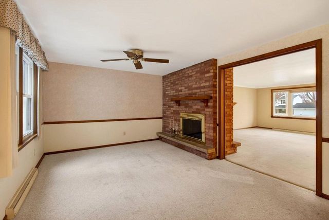 2516 BITTERSWEET AVENUE, Green Bay, WI 54301