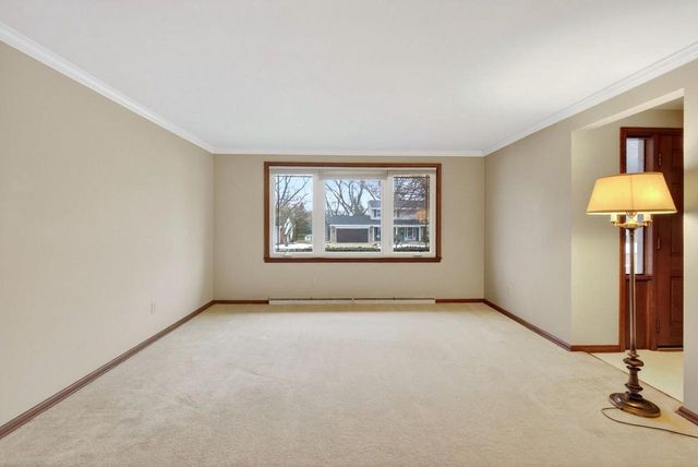 2516 BITTERSWEET AVENUE, Green Bay, WI 54301