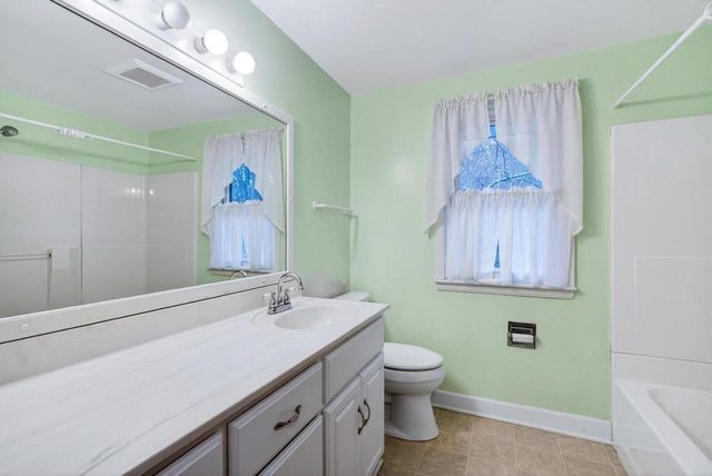 2516 BITTERSWEET AVENUE, Green Bay, WI 54301