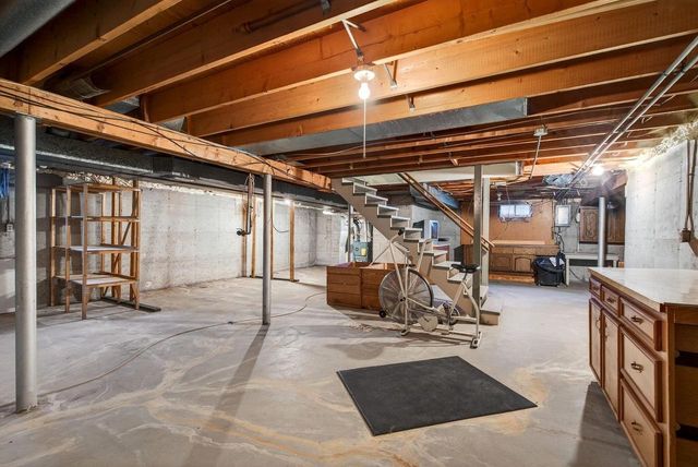 2516 BITTERSWEET AVENUE, Green Bay, WI 54301