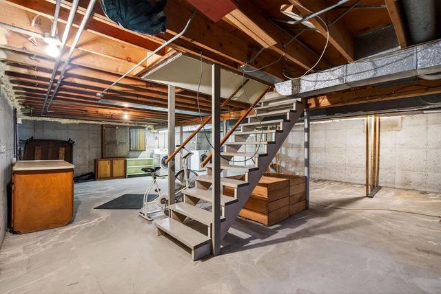 2516 BITTERSWEET AVENUE, Green Bay, WI 54301