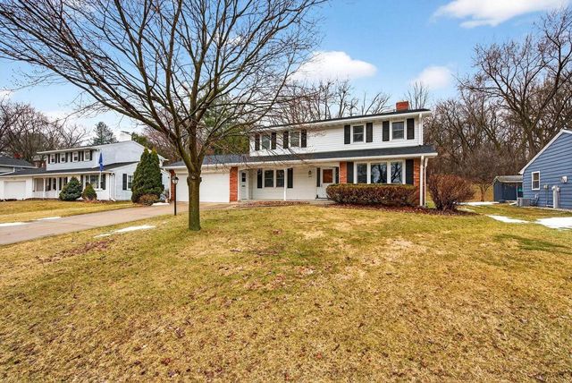 2516 BITTERSWEET AVENUE, Green Bay, WI 54301