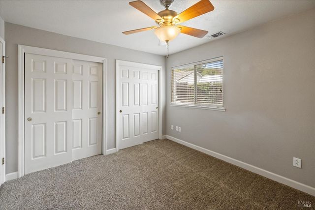 342 Woodcrest Dr, Vacaville, CA 95688