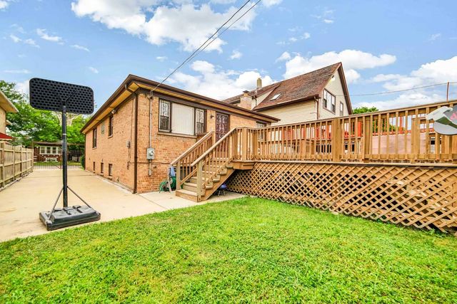 2725 N Oak Park Avenue, Chicago, IL 60707