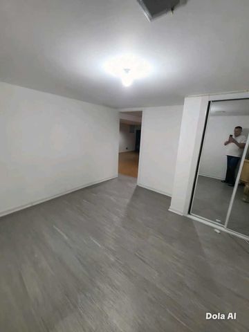 2725 N Oak Park Avenue, Chicago, IL 60707