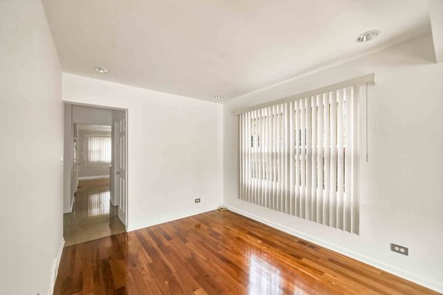 2725 N Oak Park Avenue, Chicago, IL 60707