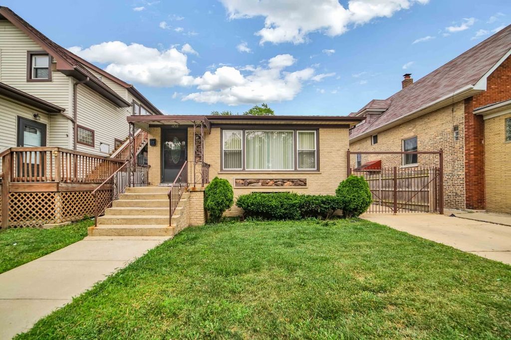 2725 N Oak Park Avenue, Chicago, IL 60707