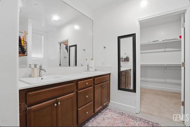 6510 Thunder Trail Drive, Bakersfield, CA 93313