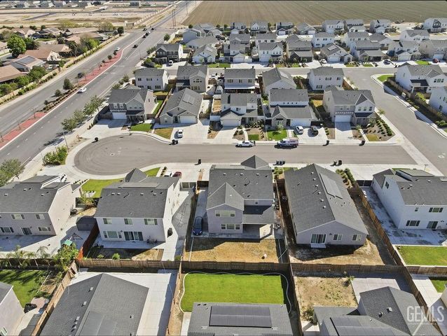 6510 Thunder Trail Drive, Bakersfield, CA 93313