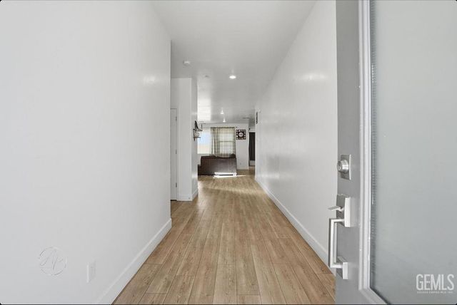 6510 Thunder Trail Drive, Bakersfield, CA 93313