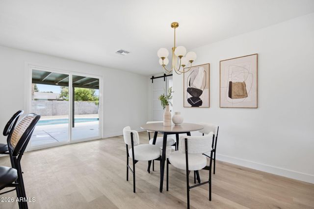 14407 N 37TH Court, Phoenix, AZ 85032