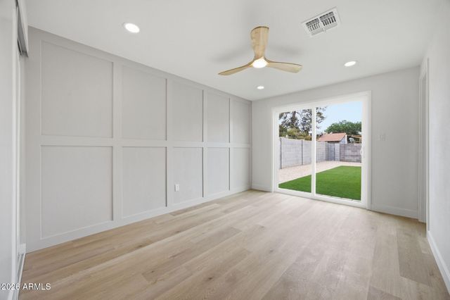14407 N 37TH Court, Phoenix, AZ 85032