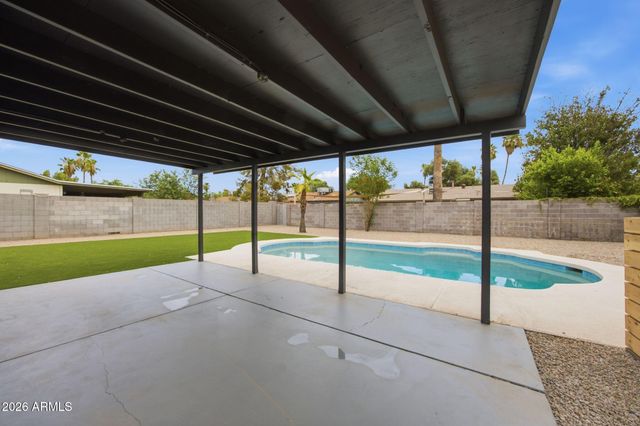14407 N 37TH Court, Phoenix, AZ 85032