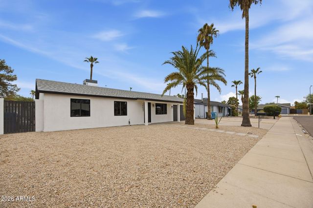 14407 N 37TH Court, Phoenix, AZ 85032
