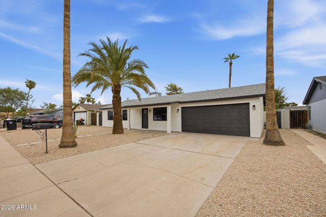 14407 N 37TH Court, Phoenix, AZ 85032