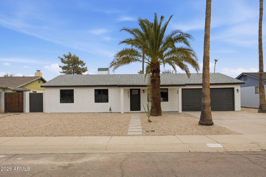14407 N 37TH Court, Phoenix, AZ 85032 — photo 2