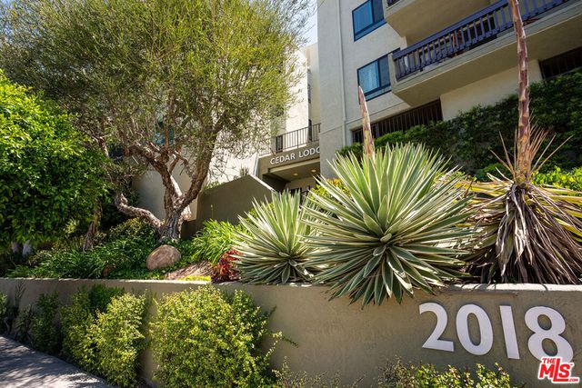 2018 Griffith Park Boulevard 121, Los Angeles, CA 90039