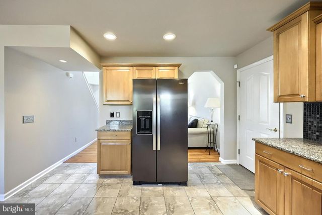 1407 WHEATFIELD DR, York, PA 17408