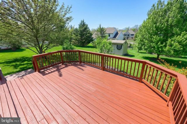 1407 WHEATFIELD DR, York, PA 17408