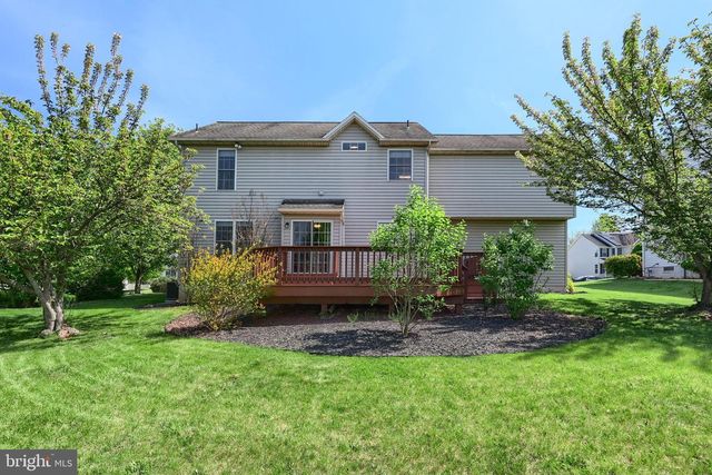 1407 WHEATFIELD DR, York, PA 17408
