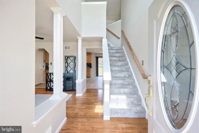 1407 WHEATFIELD DR, York, PA 17408