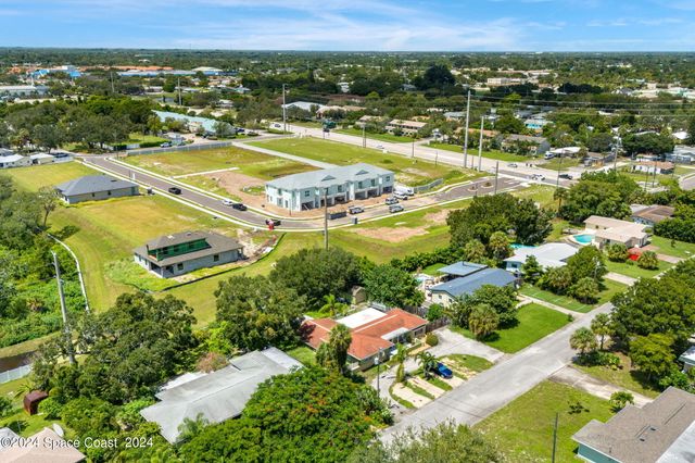 1256 Sun Circle W, Melbourne, FL 32935