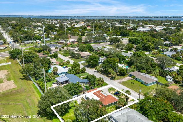 1256 Sun Circle W, Melbourne, FL 32935