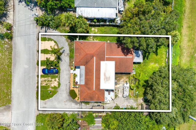 1256 Sun Circle W, Melbourne, FL 32935