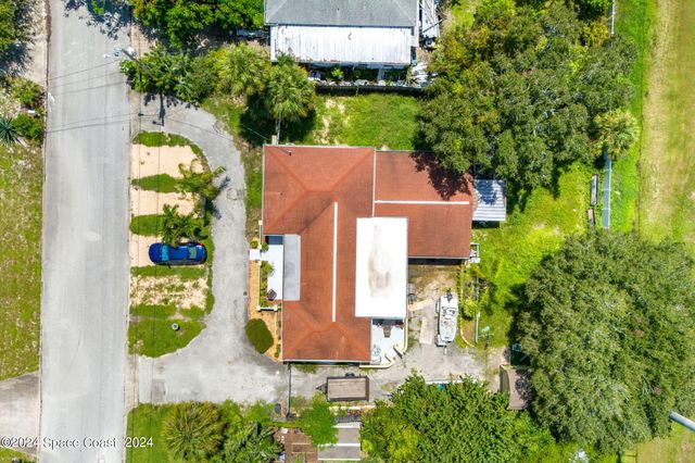 1256 Sun Circle W, Melbourne, FL 32935