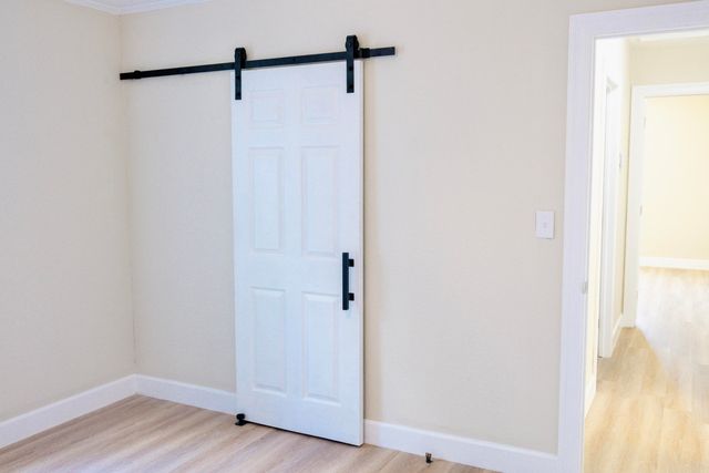 1410 W 8th Street, Plainview, TX 79072