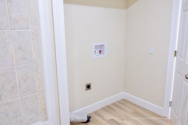 1410 W 8th Street, Plainview, TX 79072