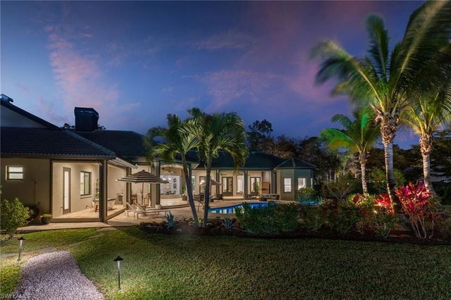 6610 Sable Ridge LN, Naples, FL 34109