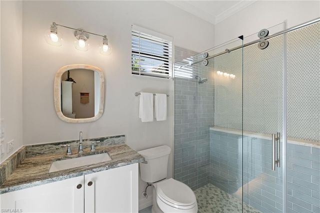 6610 Sable Ridge LN, Naples, FL 34109