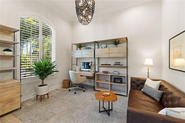 6610 Sable Ridge LN, Naples, FL 34109