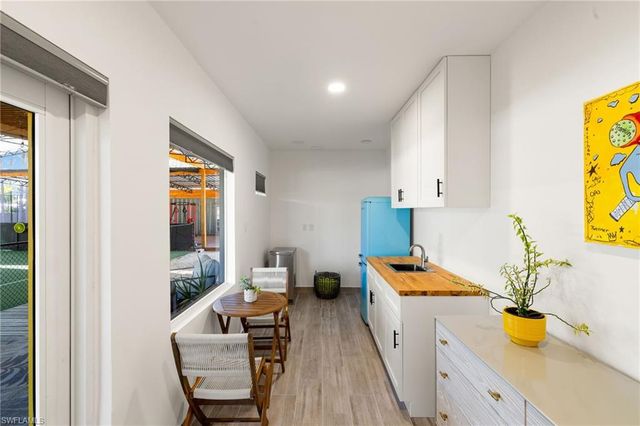 6610 Sable Ridge LN, Naples, FL 34109