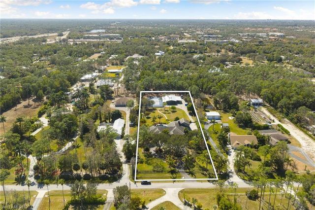 6610 Sable Ridge LN, Naples, FL 34109