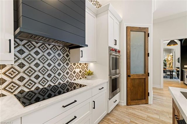 6610 Sable Ridge LN, Naples, FL 34109