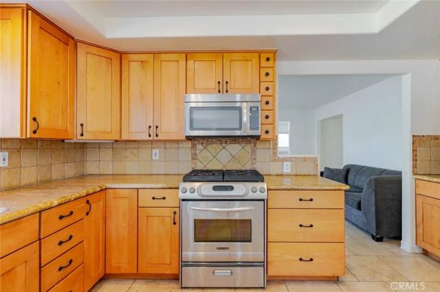310 Susan Court, Palmdale, CA 93551