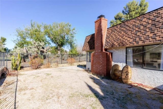 310 Susan Court, Palmdale, CA 93551