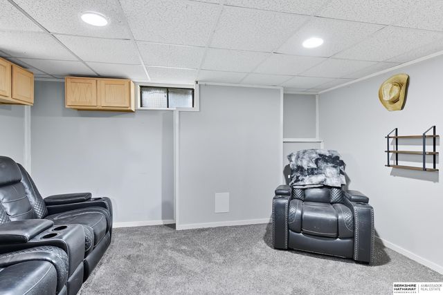 2504 Main Street, Bellevue, NE 68005