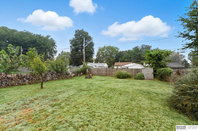 2504 Main Street, Bellevue, NE 68005