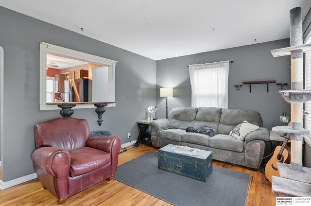 2504 Main Street, Bellevue, NE 68005