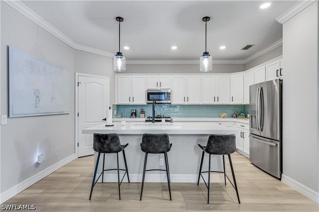 4331 Raffia Palm CIR, Naples, FL 34119
