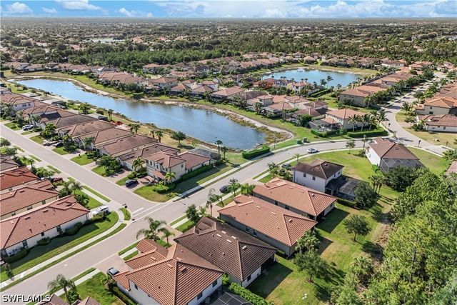 4331 Raffia Palm CIR, Naples, FL 34119