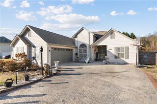 1541 Wynfield Drive, Auburn, GA 30011