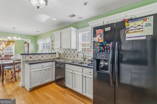 2280 Hickory Station Circle, Snellville, GA 30078