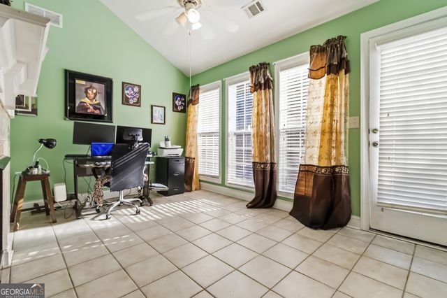 2280 Hickory Station Circle, Snellville, GA 30078