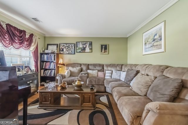 2280 Hickory Station Circle, Snellville, GA 30078