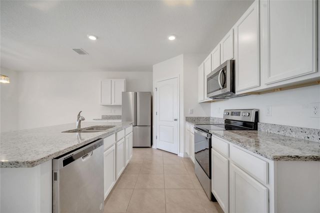 2921 SUNRIDGE LOOP, St Cloud, FL 34771