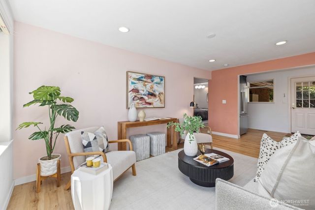 3516 SW 107th St., Seattle, WA 98146